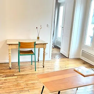 Beautiful 1 Bedroom In Le Marais Appartamento